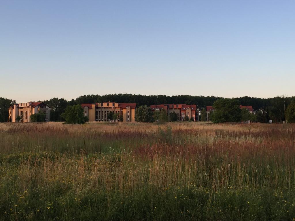 Birdland Villapark Golf View Bük Eksteriør billede